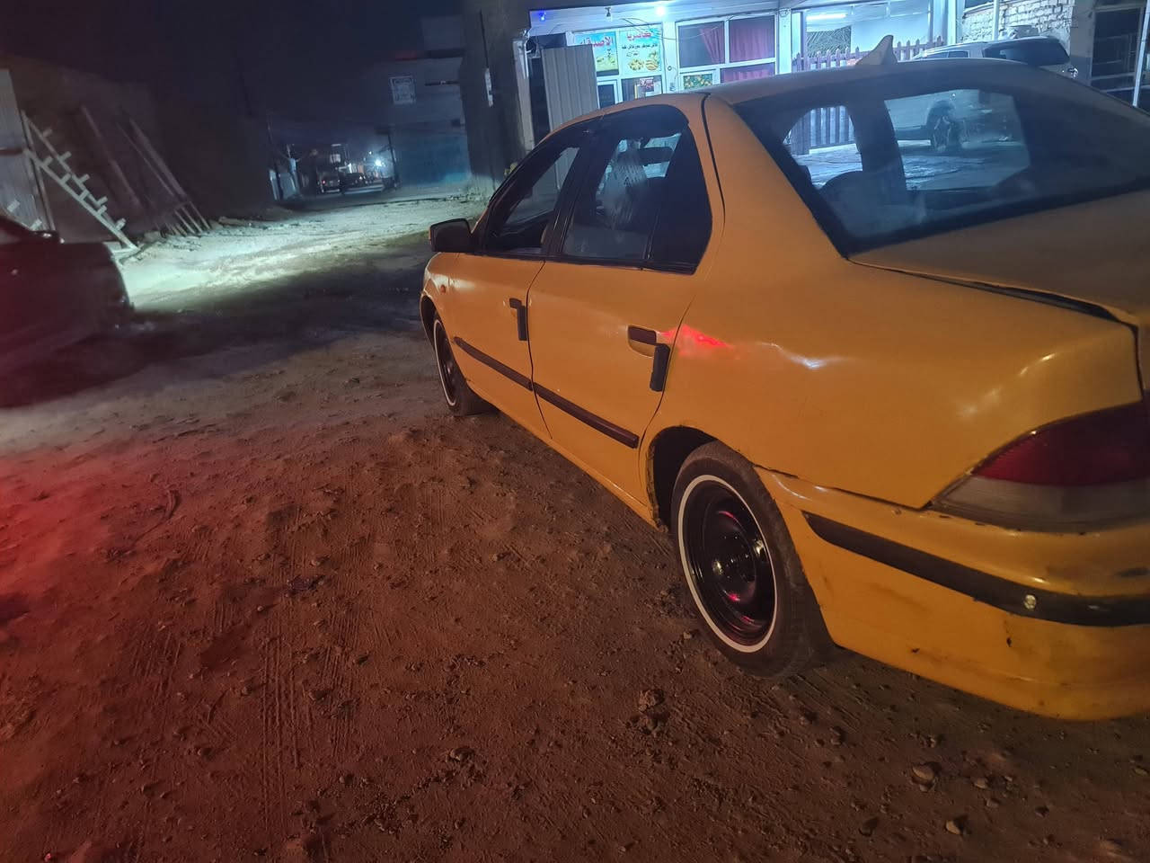 مصبوغة • ٢٠١٠ • رقم بابل