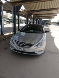 هيونداي • سوناتا • سيارة