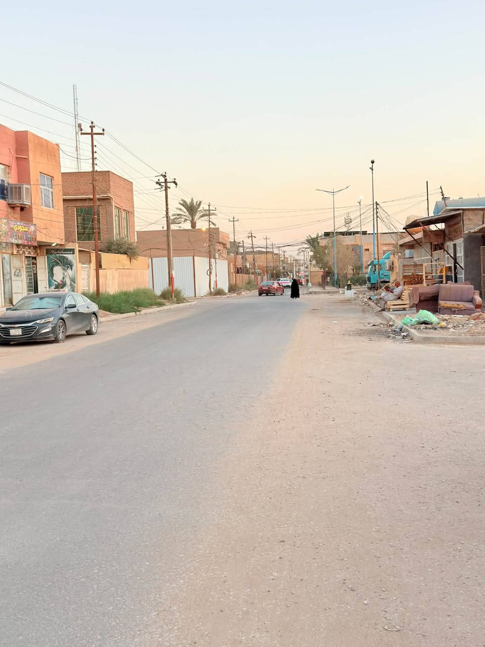 ⭕️دار للبيع في حي الاساتذة الاولى مقابيل ساحة على شارع ٢٥م 

⭕️المساحة ٣١٠م طابو صرف الواجهة ١٥ونص 

⭕️بناء متوسط يحتوي على محلات 

📞 لطلب السعر والتفاصيل: مراسلة الصفحة أو الاتصال على الأرقام أدناه.

🔹 نستقبل جميع عروضكم السكنية 🏠 والتجارية 🏢 في كافة مناطق الحلة.

……………………………..

📍 للمزيد من المعلومات:
مراجعة مكتب بابل للعقار الكائن في شارع ٦٠، مقابل حلويات ريف دمشق أو كراج ناجي كماش سابقًا.

☎️ للاتصال:
*********** — أبو أحمد الأسدي
*********** — أحمد الأسدي
*********** — أمير الأسدي
