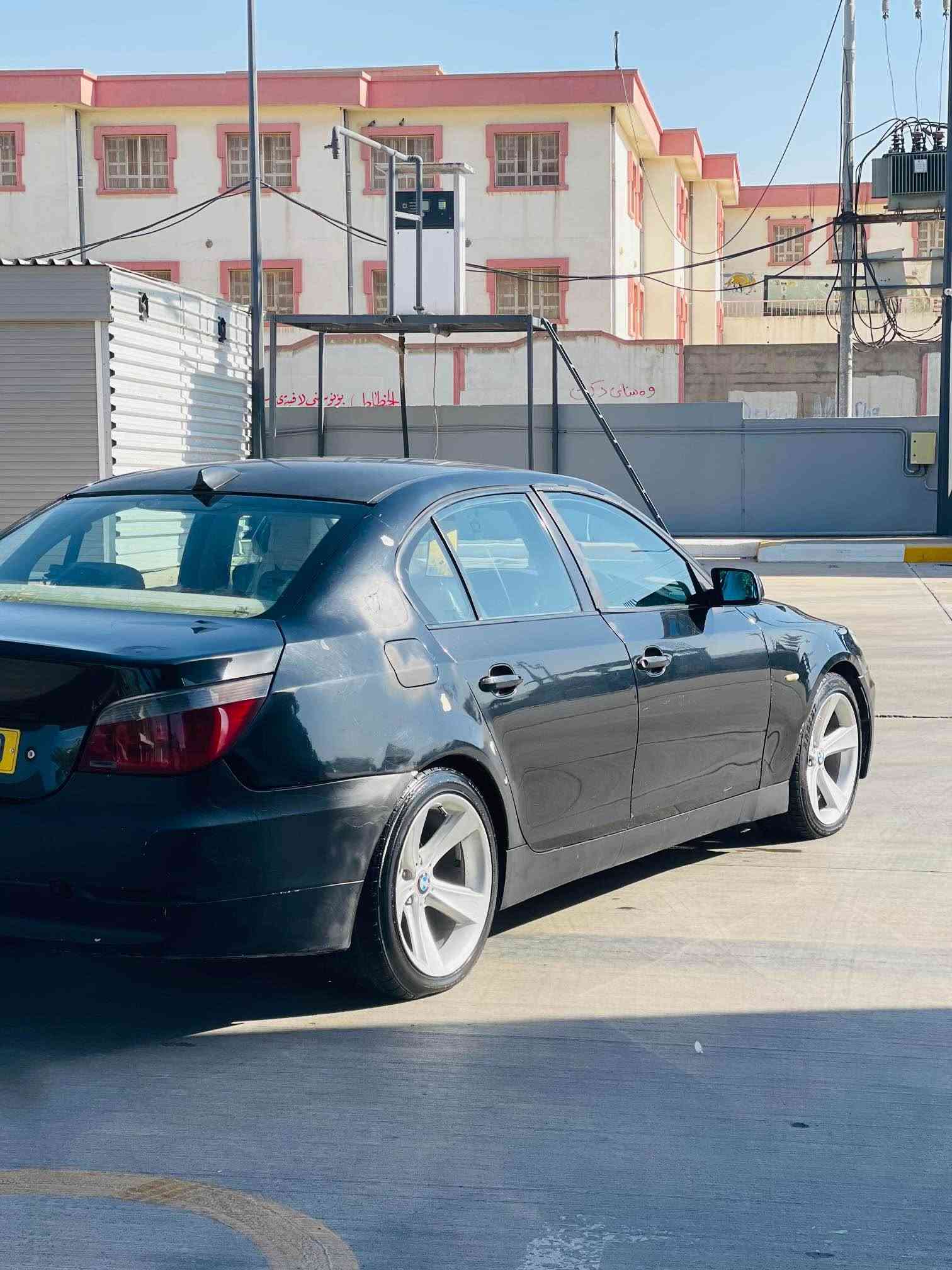 چاو برۆ
مەکینە 530i
7 گێر گێر عادی
ویلی هامانی ١٨ لە ژێرە
تەبرید بەشەرت لەسەر سویچ
هەموو گیانی ئیشە
تابڵی بەقوەتە
حاسەیە 
کۆد بار کۆد بەناوی خۆمۆیە
ساخە
٣٥ مەعمەلە گۆرینۆش ئەکەم 
سلێمانی 
*********** السليمانية, العراق

