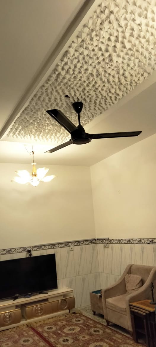 دار للبيع مساحة 144 قطاع 10 على شارع 60 مقابيل الاستدارة
الدار النضيف جاهز بلكامل ي نقص مابي 

الطابق الارضي: استقبال+ مطبخ+غرفة+ غرفة سويت+ حمام+ صحيات عدد 2 

الطابق الثاني: 4 غرف نوم+ حمام 

الطابق الثالث: غرفة مخزن+  سطح ع طول البيت 

للاستفسار ع رقم:‏‪***********‬‏
