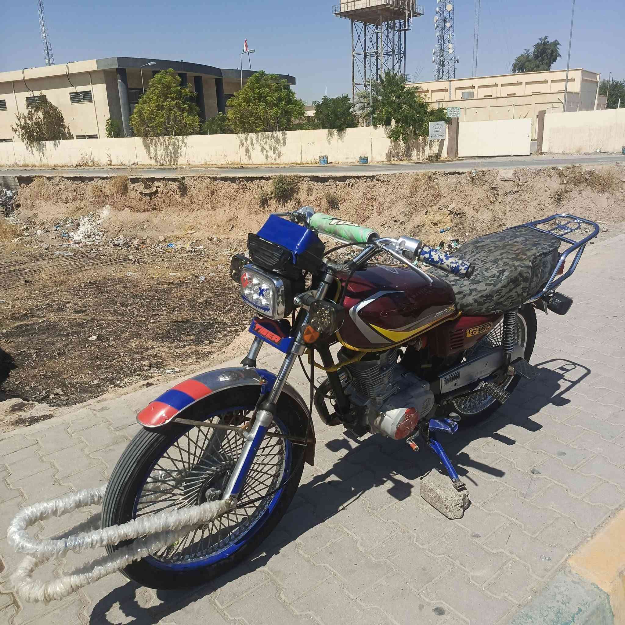 موطور 2020 4كير
السلام عليكم ورحمه الله 

محرك معمر جديد كهربائيات كلها شقال

نشاط فول وياله عدله هورن نشرات عالي ناصي

كلو شقال 

السعر 360 بيه مجال 

المكان حويجه

اتصال فقط ***********

ويا هديه قفل الاصلي
