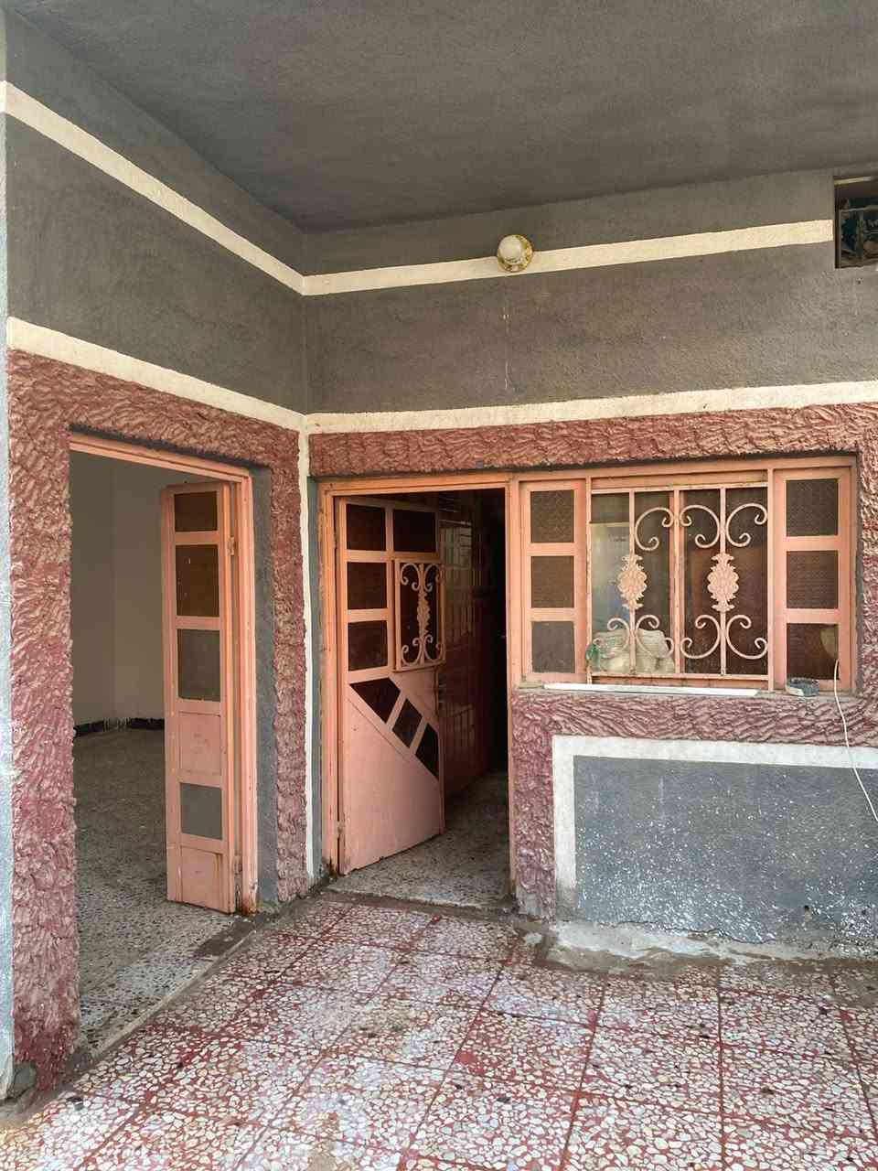 دار للبيع طابو زراعي سند 25مساحه 120متر تحويل ثني يوم التحويل ***********
