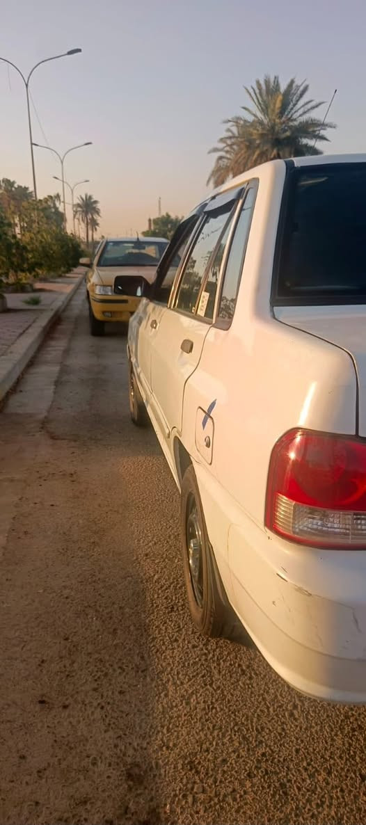 السلام للبيع موديل 10 سياره صاكه وناشفه بدون بارد وبدون صبغ بلاديه وحلوه تحويل مباشر ب37 وبيها مجال قليل المكان بغداد المدائن 
***********
