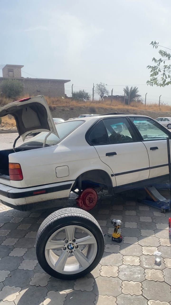 بي ام دبليو ٥٢٠ • ١٩٩٢ • السليمانية