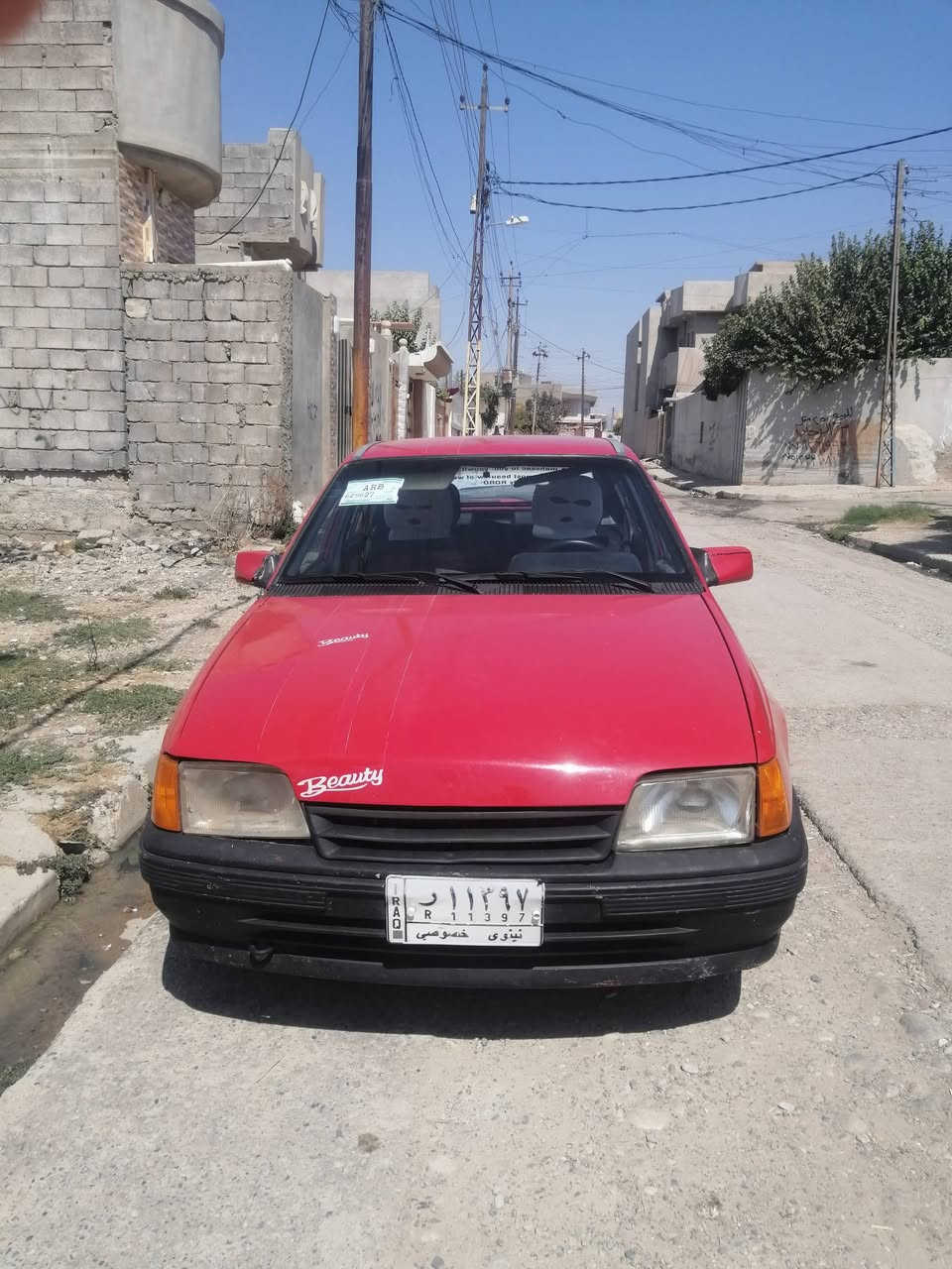 للبيع91
محرك كير شرط نضاف
سنويه عظم ماتنتهي لي 2029كاربيون بيها بس تحول يفعل بشرط التحويل صاحبها يحويل 
مصبوغه عام جماليه لا ضربه لا معحون لا اي ضرر سياره نضيفه مال بيت مايعوزها اي شي 
مكان موصل جانب الايمن 
سعرها 27وبي مجال 
***********
***********
