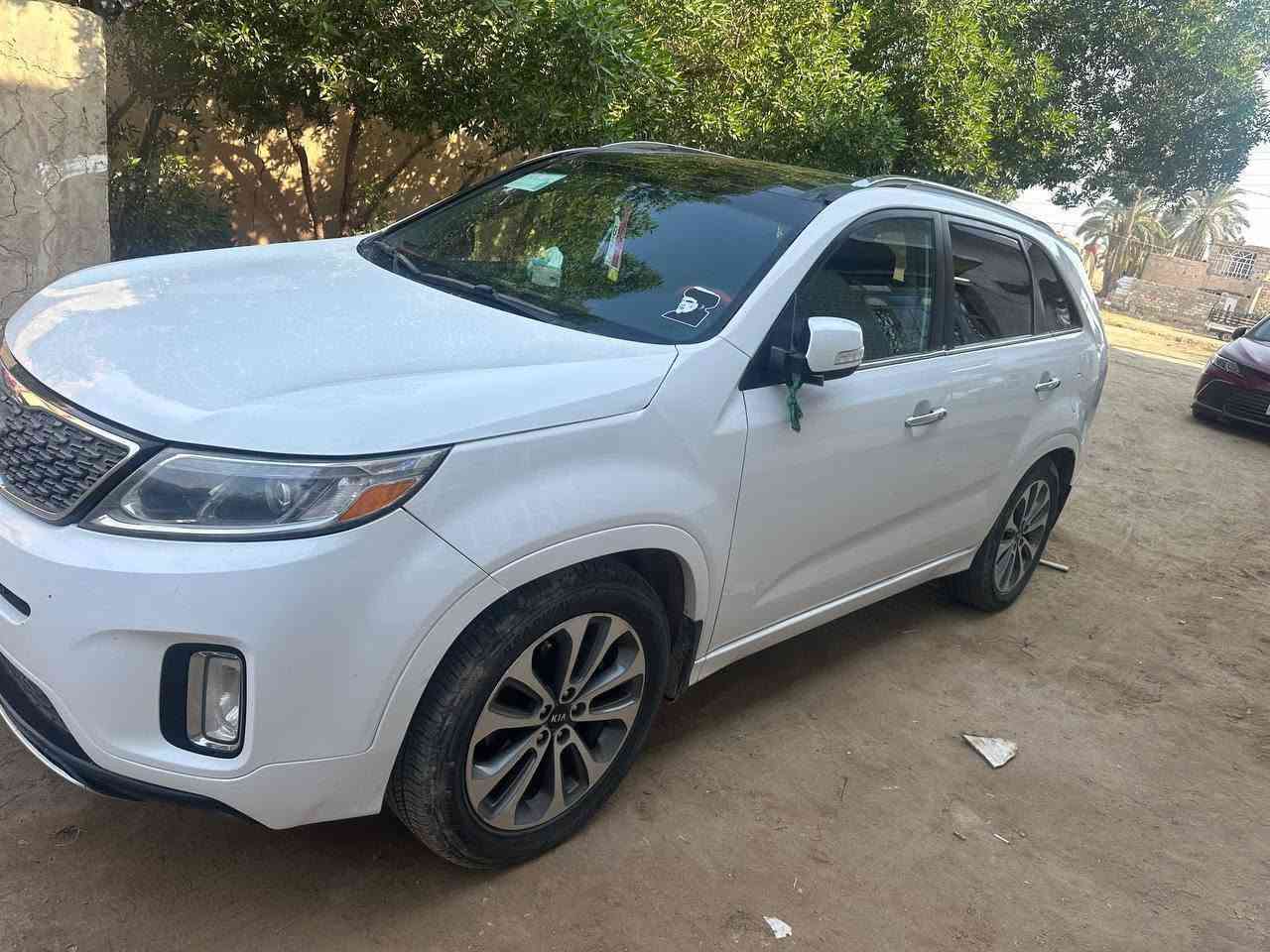 سورنتو ٢٠١٥ فول مواصفات تبريد ٣ قطع بانوراما كشنات كهربائيه فتحه بل قماره حداديه جاهزه فول مواصفات السياره قاصرين السعر ٩٠ بيع مستعجل‏‪***********‬‏ مكان ديوانيه
