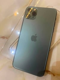 آيفون ١١ برو ماكس • ٢٥٦ • بطاريه ٧٨٪
