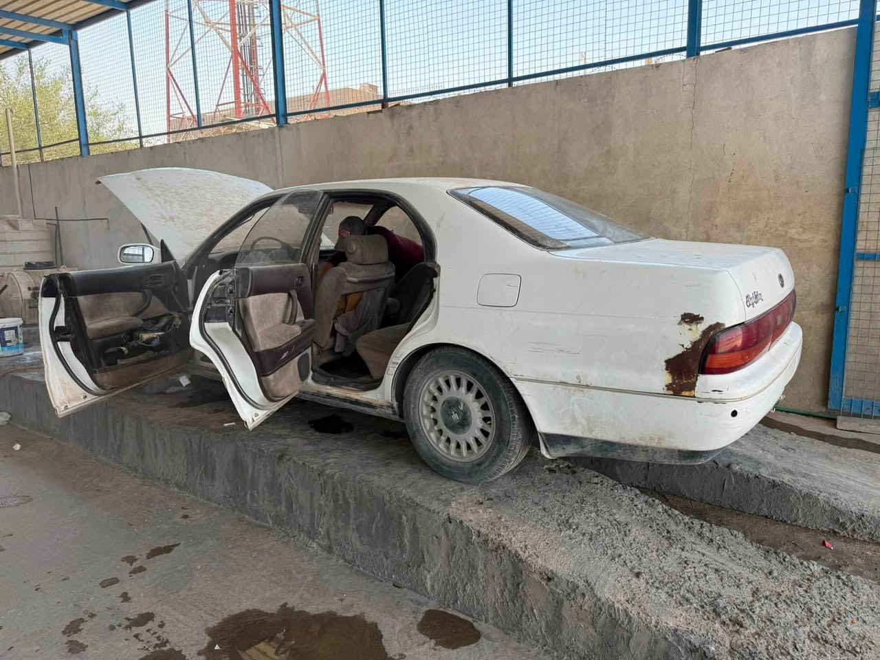 بطه 92 للبيع  او مراوس ب18ورقه  وبيها مجال بدون صبغ. بدون كصه بدون ضربه فقط ذني دحجات   بالصور سياره متروكه جانت  بلاديه  رقمها نجف ورقي. يرحم والديكم المو شراي لايتعبني  *********** مكاني نجف نجف نجف
