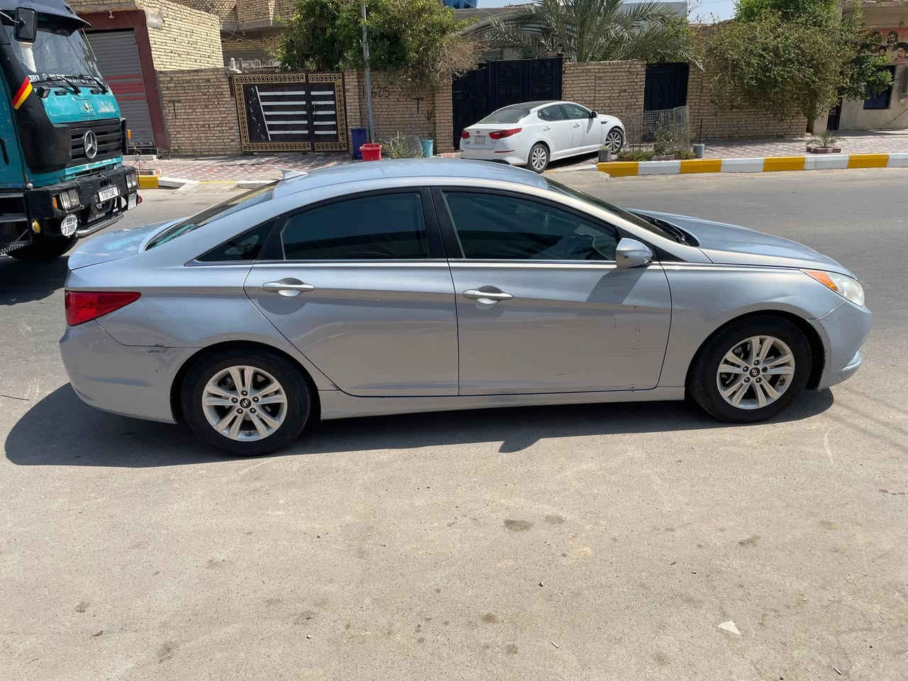 سوناتا 2013
أمريكي كلين بدون ضربه فقط طخه في الدعاميه وحافه الجنطه

موضح بالصور و بالسونار 

كير محرك تبريد سياره جاهزه

رقم ذي قار دولي بأسمي

السعر 105 وبيها مجال 

***********
