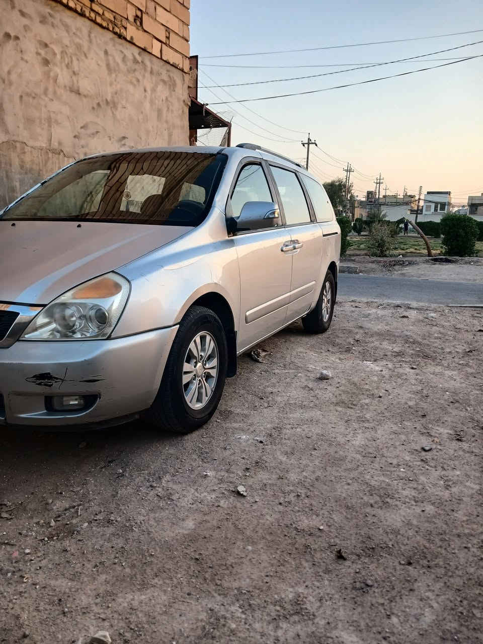 السلام عليكم كيا كرنفال ٢٠١٢ ادوات ادوات كــصة جنطه بدون رقم مكينه وكير سياره نضيف بيع او مراوس 
السعر ٤٥ وبيها مجال مكان السياره كربلاء 
***********
