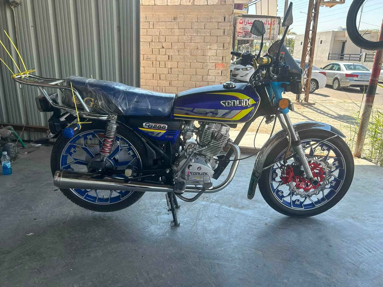 دراجة إيراني موديل 25محرك 200cc
بعدها على وضع الشركة ماشية 9000بس

كفاله عامة بعدها زيرو 

سعر 825وبيها مجال

لتواصل ***********
