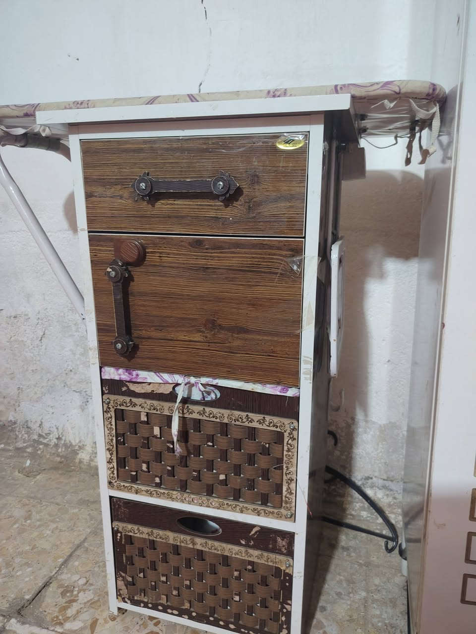 غراض للبيع الاتصال ع الرقم ***********
