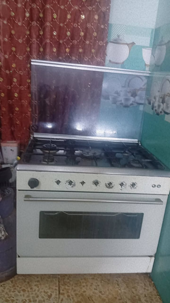 للبيع طباخ شغال جاهز سعر مناسب
