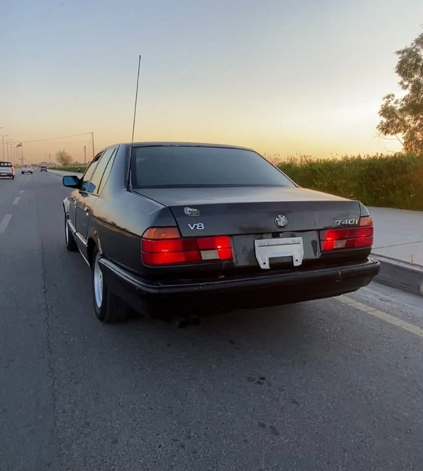 بي إم دبليو 740 • V8 • جام مصفح