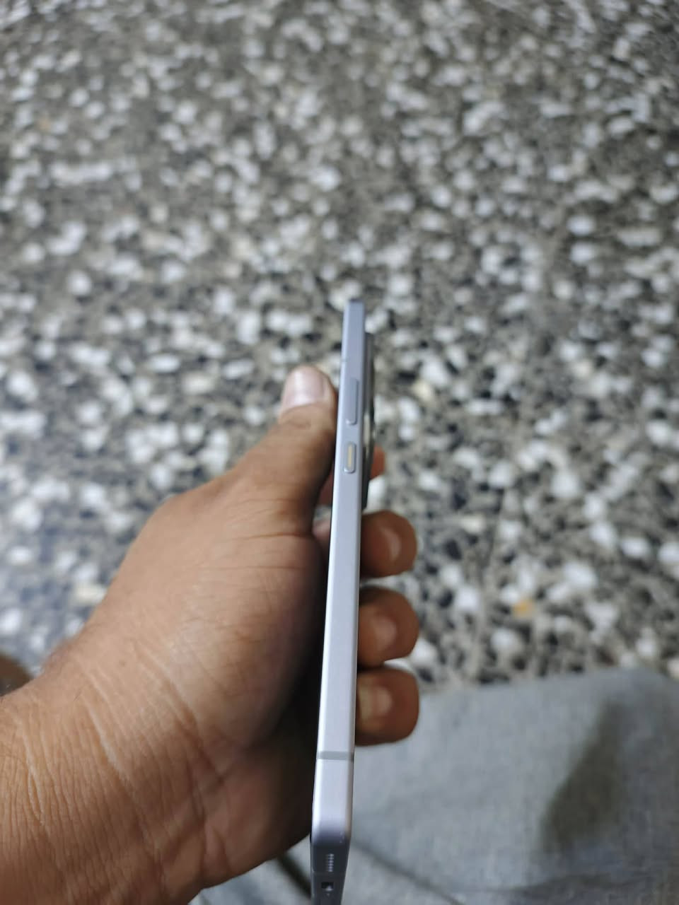سلام عليكم انفنكس نوت 50 برو للبيع جهاز اخو جديد قبل 
شهر ونص اخذته ملحقاته كامله شاحن 90 واط والماكسيف 30 واط نظيف كلش جهاز ذاكره 
مالته 256 ورام 12+12 يعني 24 بطاريته 100 ولا داخل تصليح ابد ولا بي اي عطل مكفول من كلشي
عنوان الدوره ابو دشير  واذا تريد توصيل اني حاضر هم السعر 285 وبي مجال 
***********
*********** واتساب الاسيا فقط
