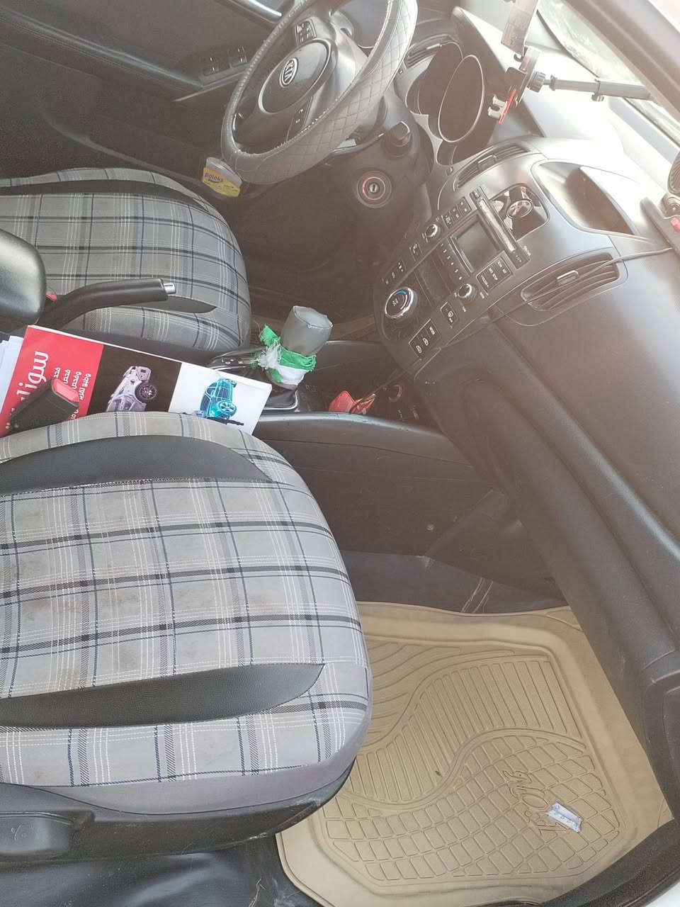 سيراتو ٢٠١٣ ربيل المالك شرعي بكربلاء سياره مال جناي حداديه و كرهبايات ما بيه نقص برقي مري شفط تحكم مري من الداخل كير ثقيل وخفيف سعر ١٠٠ وبيه مجال قليل ما متواجد عل فيس أقره وخابر *********** رقم الهاتف
