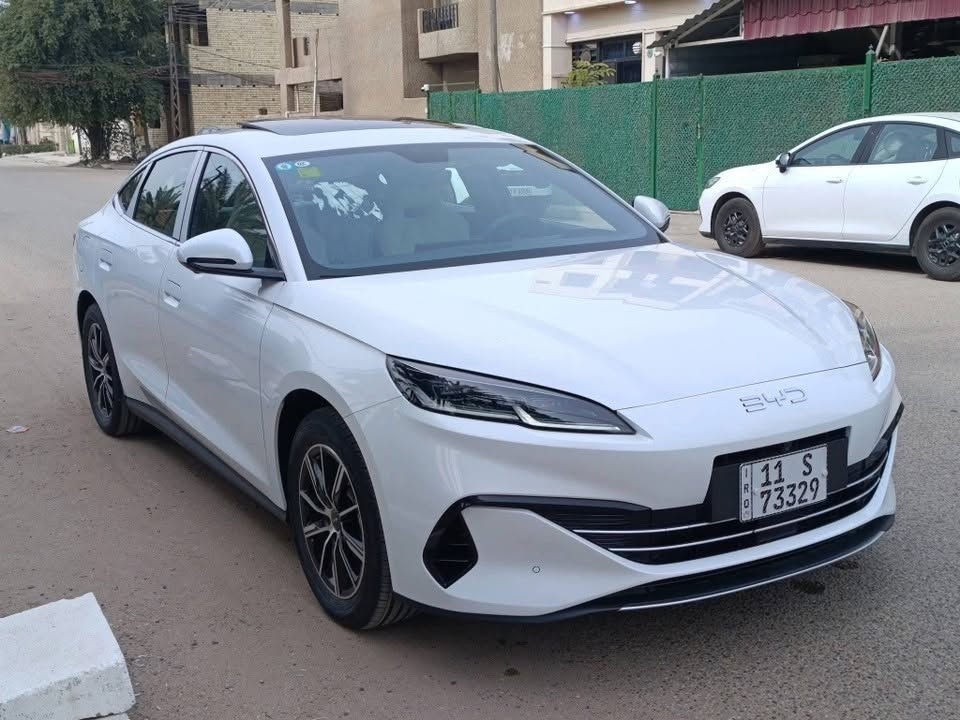 BYD SALE 06 2024
فول مواصفات داخل ابيض 
سقف بنراما 
شاشه كبيره دواره 
بطارية حجم كبير 120km الشحنه 
حساس امامي 
حساس خلفي 

💎 ســعــر ✅ ::  الــرد تلقائي 📮

خزان الوقود 65L
منافذ شحن 2
كامرات عدد 4
بصمه تشغيل عن بعد + كارت nfc 
مكان السياره بغداد حي الاعلام 

السعر : 22 مليون 

رقم التواصل :-:-: ‭***********‬
