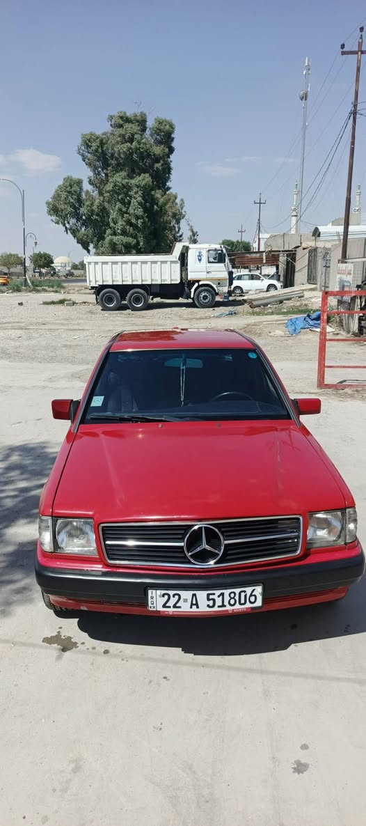 مارسدس 190 طيارين موديل 1991 
سنويه ل 27 + بطاقه بانزين 
تبريد + تدفئه 
بدون صبغ بدون ضربه
السعر 60 
للاستفسار اتصل
***********
