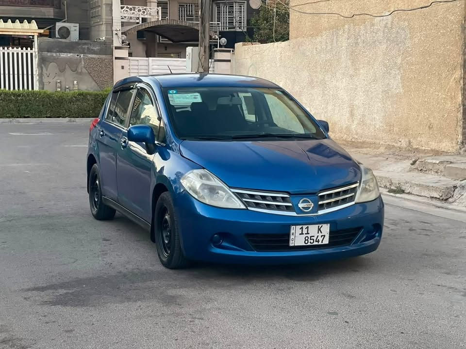 نيسان ياباني فيرسا جوه السوگ سعر مناسب
بيهه جاملغ ايسر حادث فقط 

ماشية 179 

كير ومكينه حاوية جديد 

المكينه بيهه بداية تبخير قليل جدا

انزلك من سعرها سعر المكينه وتدلل

مصبوغه عام جماليه

صبغة درجة اولى

تخم تاير جديد

ترايك وين ماتريد 

سعرها 59 وبيهه مجال 

تجي تشوف وتدلل 

وينزلك سعر المكينه 

بغداد 
***********
