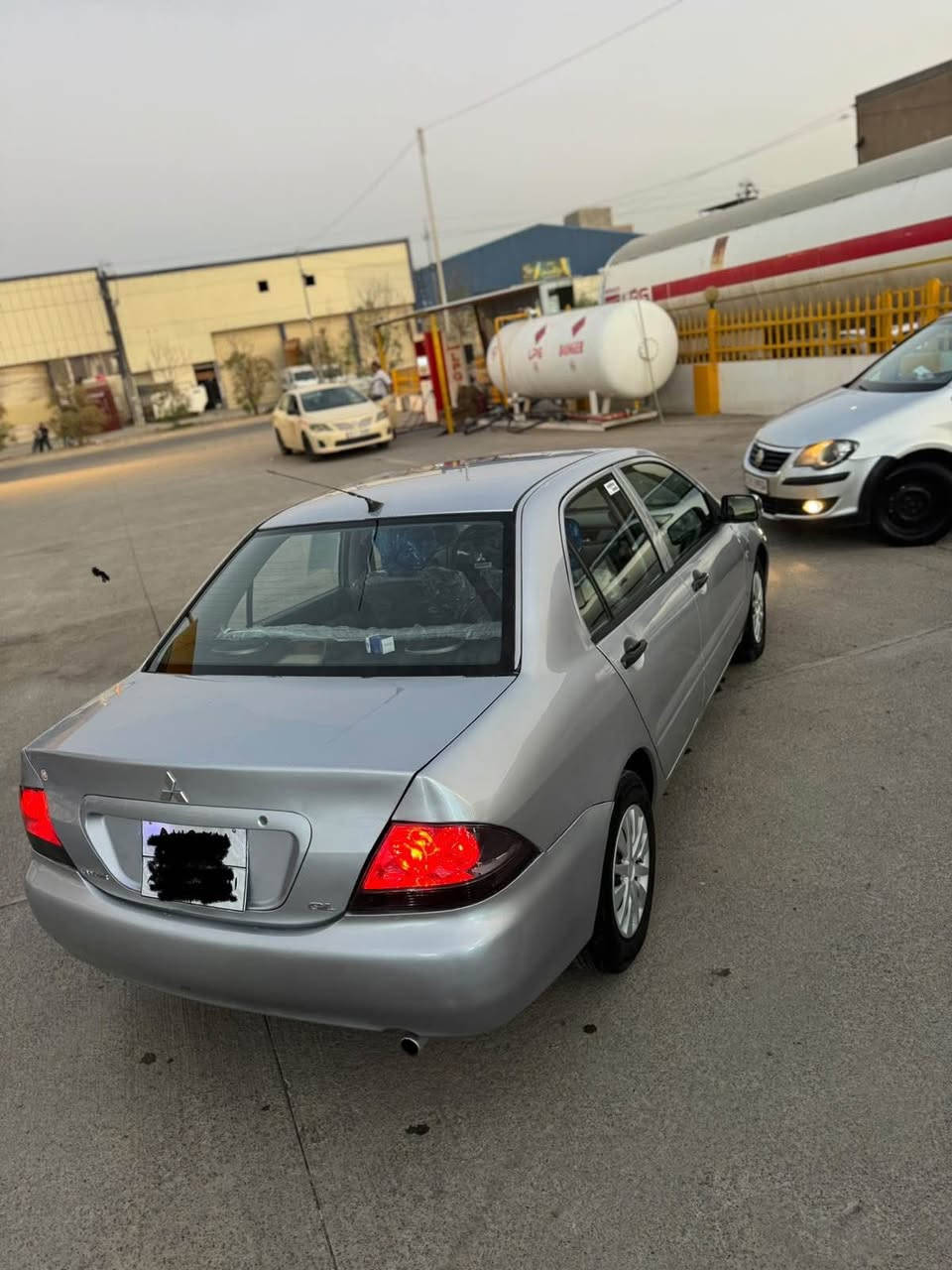 لانسه ر بوفروشتن
موديل 2007
سه ياره كه له سه ركال بونه وه په م عام كرايه لوجواني 
بي ليدران 
وه رگه ران براوه ته حويل به شه رت
مه كينه گه وره 
كيرو توماتيك
ته بريد
هه موو به شه رت
سعر
65 وه رقه و مه جال
شوين هه ولير
*********** أربيل, العراق
