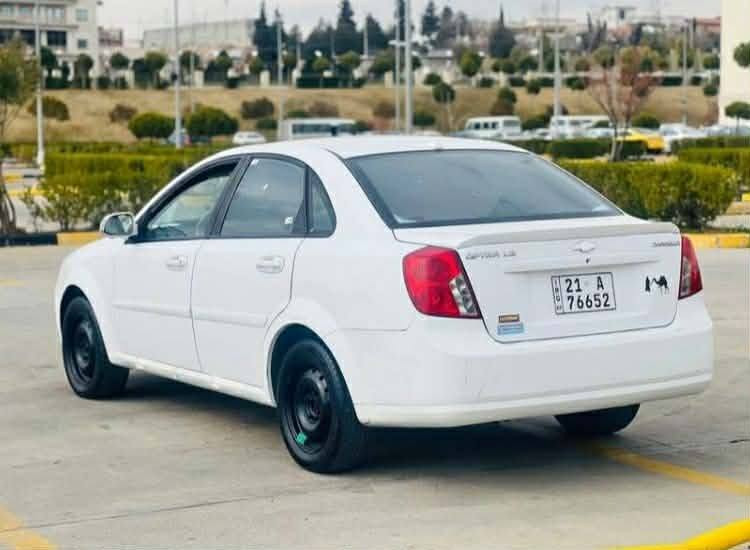 Optra L.S
مۆدێل 2010 گێر عادی
چوار جامی کارەبا ئاوێنە کارەبا
شاشه ئایپاد سوکان ڤۆلیۆم 
چوار تایەی و ویلی نوێ لۆک
تابرید ساردو گەرم بە شەرت مەزبوت 
تایەی سپێری دانەبەزیوە 
هەموو گیانی بەشەرت تەقەو ڕەقە بەشەرت 
گێرو مەکینەی بەشەرت بێ بوخار  بێ دوکەڵ 
دەعمو لێدانی نییه سبوغی نییه  تەنها دوو بست ساردی سەر تایەی هەیه.
رەقەمی نوێیه رەقەم باریک بەناو کردن بەشەرت بەناوی خۆمه. 
نرخی 80 وەرەقە مەجالێکی کەمی  تێدایە .
تێبینی.ٕ سەنەوی لە  مانگی 2 ي 2026 بەسەرچووە
تکایه بۆ مامەڵە پەیوەندی بکە بە ژمارە . *********** ڤایبەر و واتسئەپی لەسەرە . أربيل, العراق
