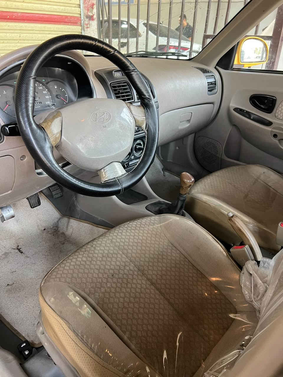 السلام عليكم فيرنا موديل ١٤ خليجي رقم بغداد بسمي مكفوله من الحادث فقط بارد 
مامعيوده بلاديه كير مكنيه تبريد حداديه كفاله السياره نضيفه جدآ مكاني بغداد 
السعر 57$بيها مجال 
***********
