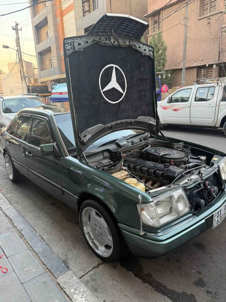 السلام عليكم دب موديل 1988 مصبوغه عام للجماليه داخل جلد كراسي كهرباء مكينه بلاد عنكبوت تبريد شغال مراوح كهرباء حداديه جديده تخم ويل وتايرات بالكارتون رقم بغداد تحويل ثاني يوم سلايت السعر 78 وبيهه مجال بسيط العنوان بغداد الكاضميه ***********
