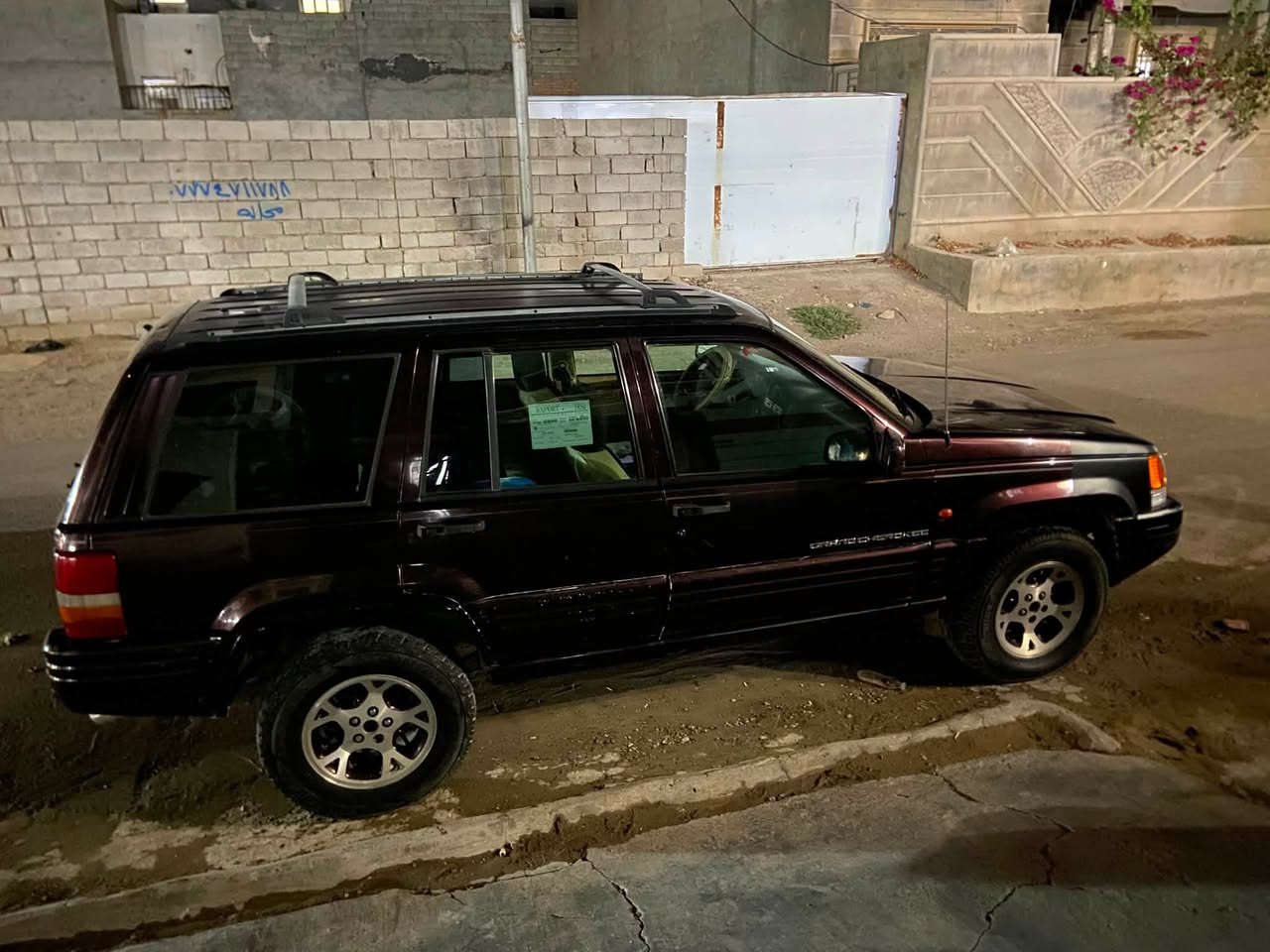 جيب لمتد موديل 96 للبيع او مراوس V8 هاتف *********** الشراي يتصل ويدلل
