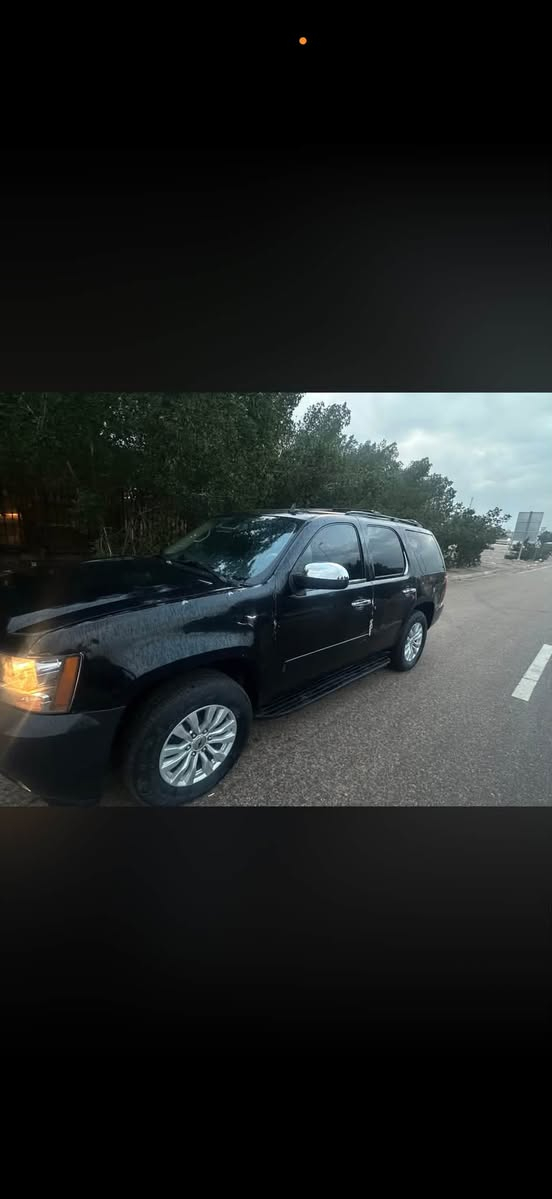 السلام عليكم للبيع أو المراوس عندي تاهو ٢٠١١ أدوات ادوات أدوات
فول السياره Ltz فتحه تحكمات كهرباء شاشه بلاديه قلابه كشنات جلد كصتهه قماره فقط الشاصي مابي زلغ من الطول للطول تبريده ثلج بيهه منضومه زنون ماصدات جدد كير مكينه كفاله جدد بالجيس السياره بيهه وياله مال باترول ٢٣ مكان السياره بغداد السياره بتره السعر ٤٠ وبيهه مجال للشراي ***********
