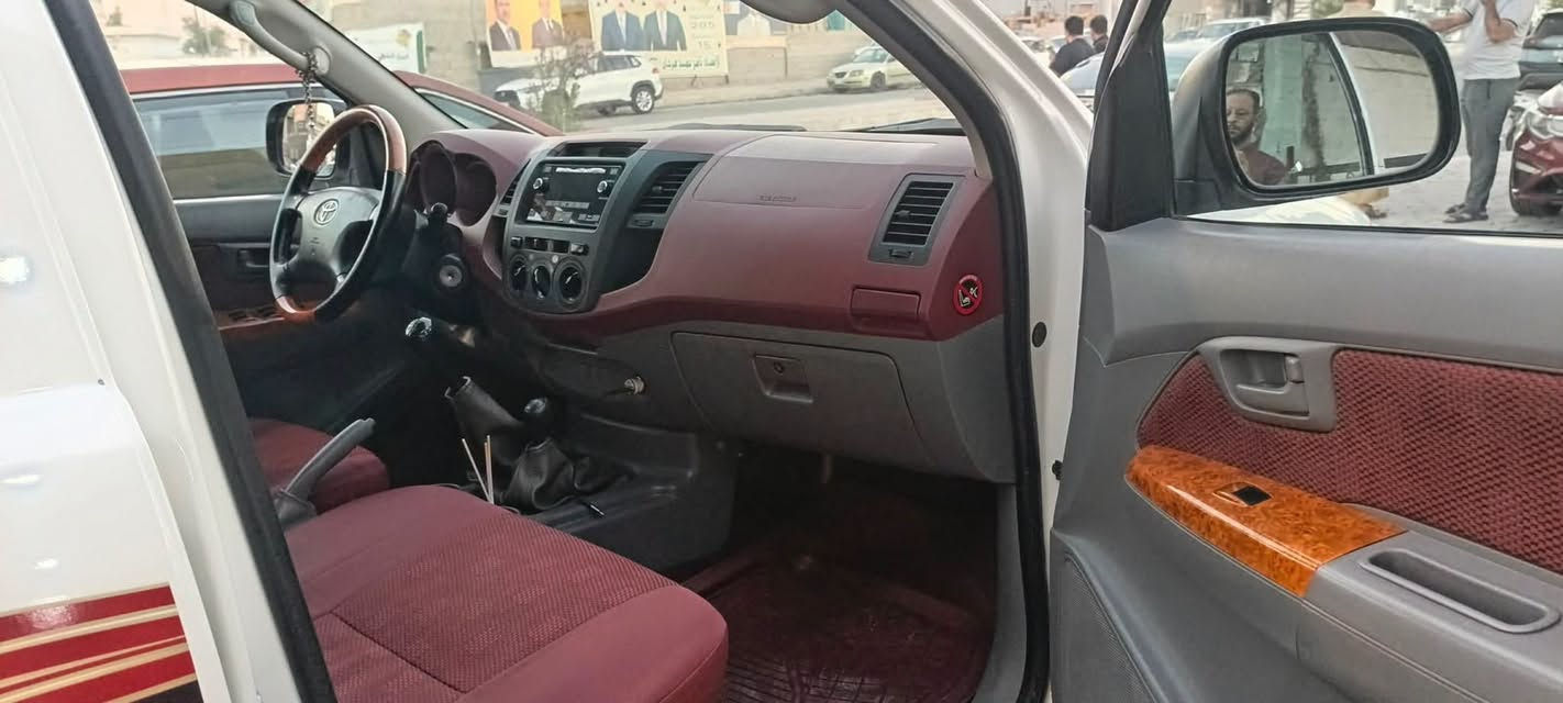 هايلوكس • ٢٠١٠ • رقم سليمانية
