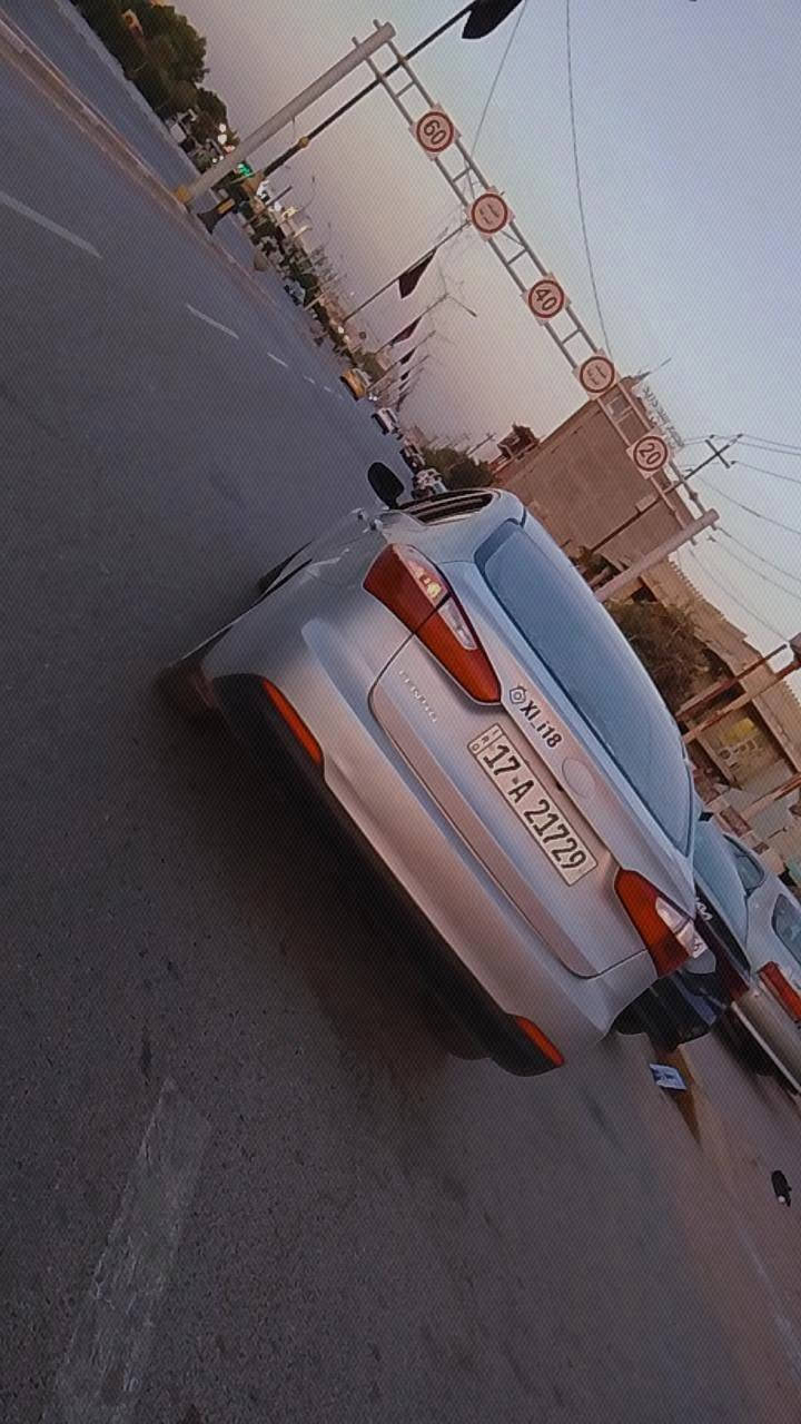 سلام عليكم سيرتووو ٢٠١٥ كفاله من الضربه العابره بيها رشات بصيطه وجراد نص فول تبريد ثلج❄️ حداديه جديده مكينه كير شرط مداور ثاني يوم سنويه جديده تخم تاير صار شهر من شديته سعرها ١٠٥ وبيها مجال ترهم مراوس بتكسي الانتره فورتي ترهم رقم ***********
