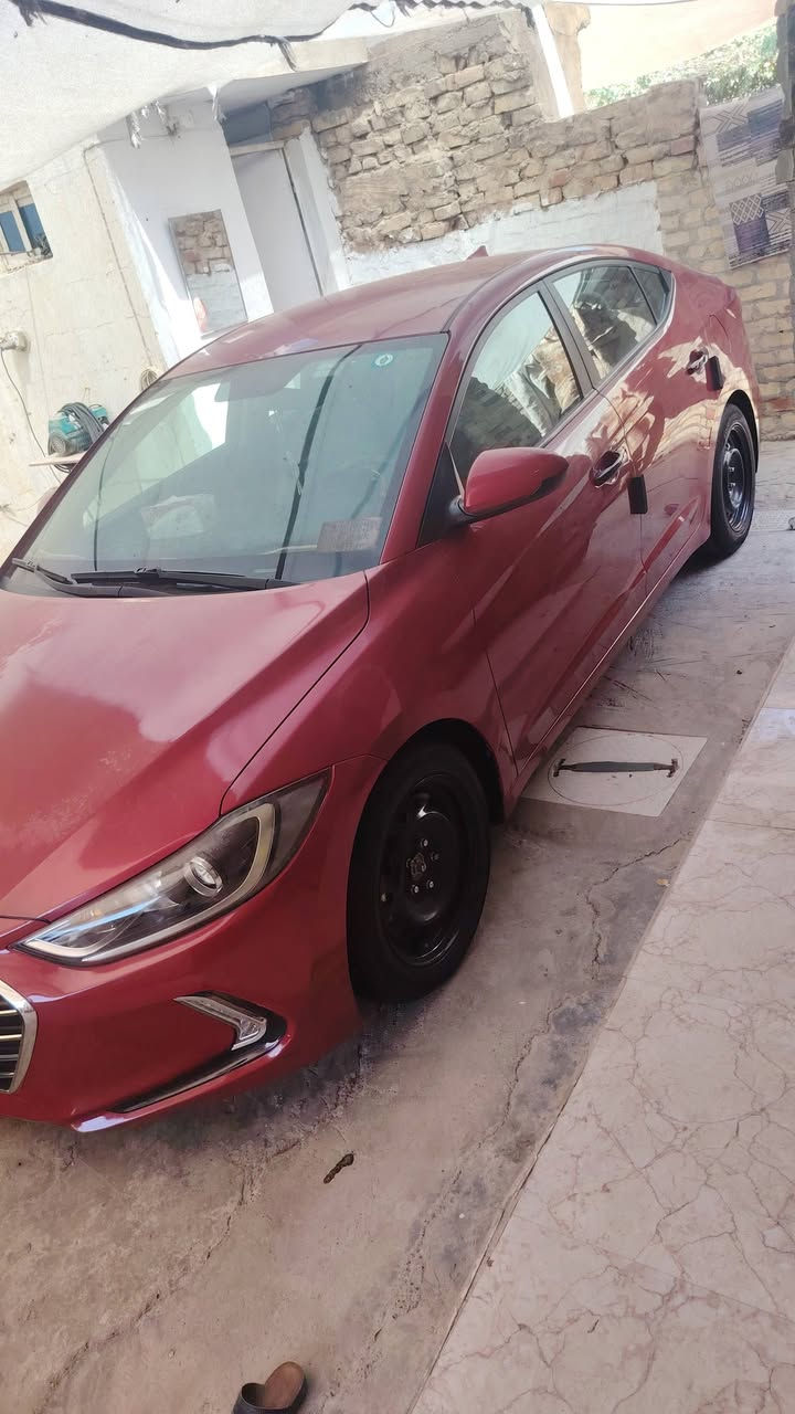 النترا موديل 2018 سياره كير مكينه كفاله حادثها بأمريكا دعاميه خلفيه مكسوره وبيها بل عراق ٣ قطع صبغ  تبريد ثلج صدرها جديد ماشيه 96 ميل ***********
