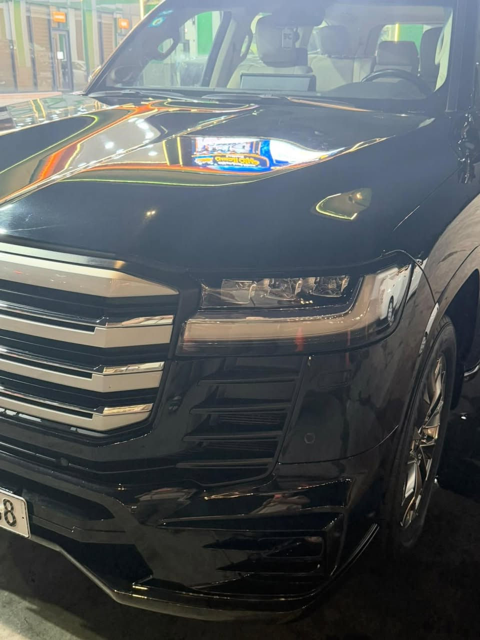 لاندكروز SAS 2024 -vx -Twin Turbo
توين توربو ، رقم بغداد ،  كفالة عامة
3 رصعات فقط ومسحوبات PDR وموضحة بلسونار
ماشية (72000)
مغلفه سياره (PPF)
صيانتها وتبديل دهنها فقط شركة SAS
المواصفات 1/1
* كشنات تدفئة تبريد (امامي وخلفي)
* كشنات جلد وكهرباء مع خزن ميموري
* كامرة امامي خلفي
* رادار امامي خلفي ( مانع اصطدام)
* جنطة كهرباء + الكشنات الخلفية كهرباء
* تشغيل عن بعد  
* سلايت 
* شاشات خلفية + شاحن لاسلكي
* تحكمات
* كاملة عدتها وغراضها كاملات ممفتوحة بدون اي نقص 
السعر (70000 ) وبيها مجال
بأسمي رقم بغداد تحويل ثاني يوم
الاستفسار ***********
اتصال او واتساب
