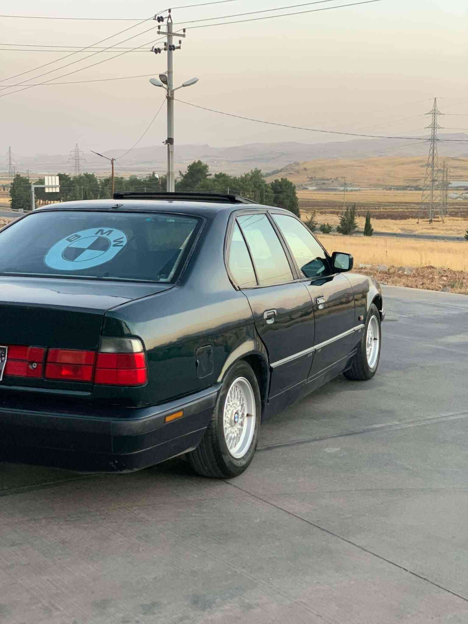 BWM بۆفڕۆشتن موودیل ١٩٩٥
مەکینە525 دیجتال
گێر تۆماتیک
سلاید 

٤ جام کارەبا
تەبریت لەگەل سویچ
کوشین ئیتر
دەبڵ ئێرباگ 
دەبل چەکمەجماج
ئاڕەمی سیلیمانی غەرم بەشەرت

گێر و مەکینە و ئەکسل بەشەرت
نرخی ٣٠گەلاو مايملیکی برایان جوابی کومیت نادەمەوە لەڕیزم ڕق؛***********
