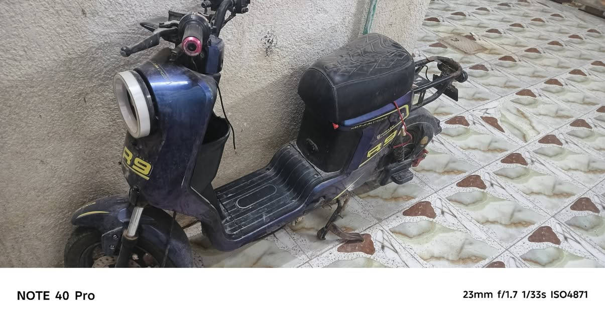 باسكل R9 للبيع // شغال كلشي ما بي بس نقصه بطاريات وترتيب سعره 150 ألف بي مجال قليل للشراي اتصال واتساب ⬅️***********

