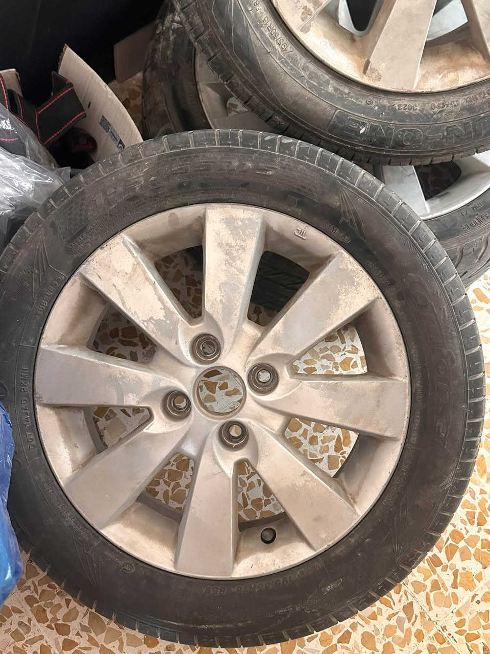 ***********
***********

لبيع ويل كب كيا ريو
