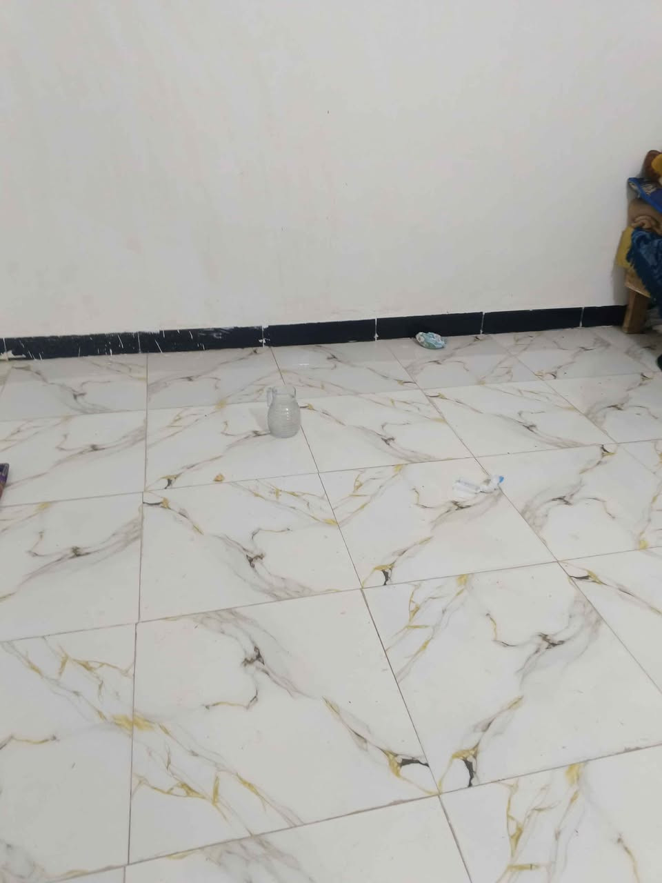 إستقبال مطبخ غرفتين نوم صالة عدد اثنين صحيات
البيت طابو زراعي الحر السوادة السعر 43معة المجال *********** Singapore
