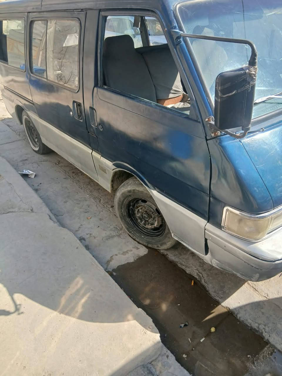 السلام عليكم مرخصت امدير الكروب عندي بسته ٩٤بابل الماني خير من الله كبل الشارع كهربايات  كير مكينه شواصل حلوات مقبوله السياره مابيه عيب تحويل وكاله رقمه بابل السياره بغداد البياع قرب تقاطع درويش  السعر ٢٥ وبيه مجال الطيبين رقم الهاتف*********** واتساب  تصال
