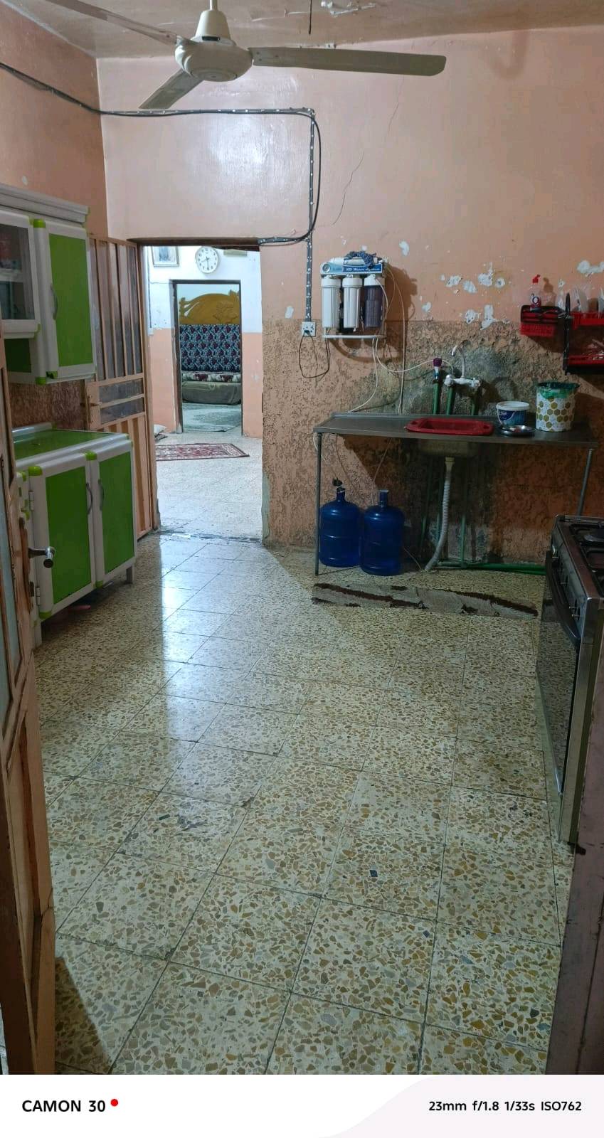 دارللبيع 180 متر حي الجمعيه 
165 وبيه مجال