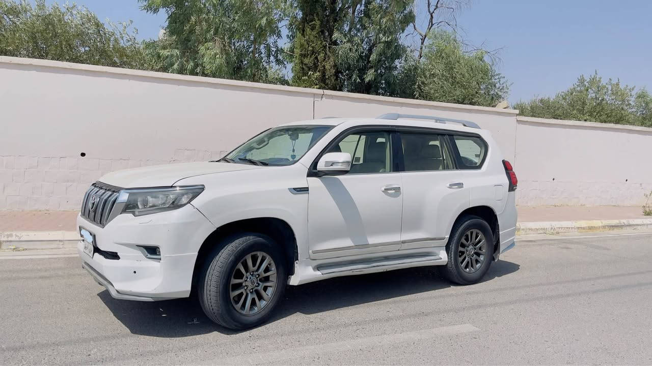 prado 2012
شكڵی كراوە بە ٢٠١٦  كامل بۆیاخە 
گێڕ و دەبڵ ئەكسل و مەكینە بەشەرت كامل كارەبای بەشەرت
سەنەوی بەسەر چوە لە ٢٠٢٢ وە
تەحویل بەشەرت 
شوێن سلێمانی 
نرخ ١٣٠ گەڵاو مەجالێكی زۆر كەم
*********** السليمانية, العراق
