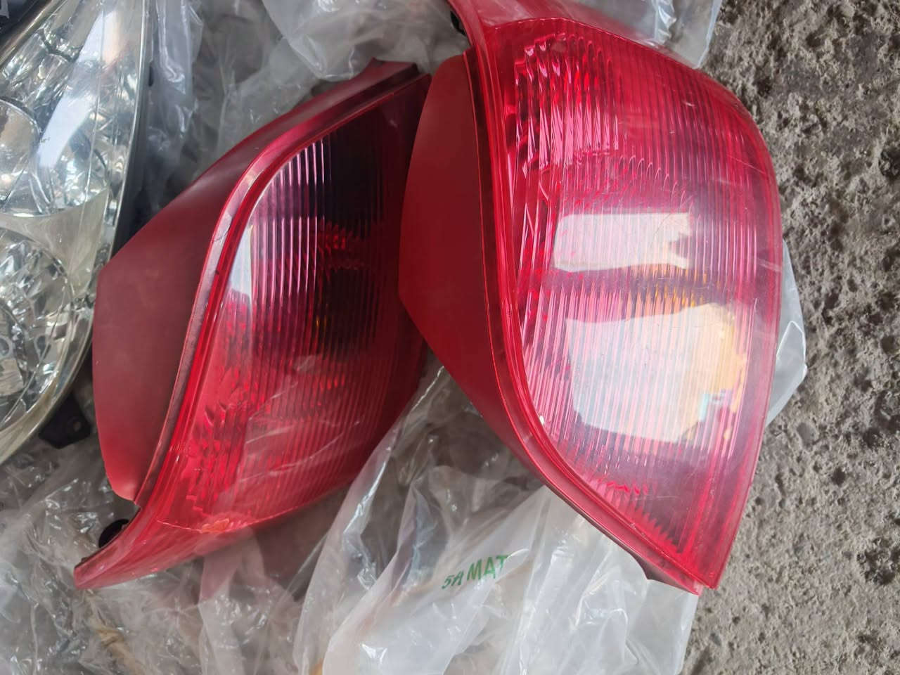 غراض بيجو 307
لایتات امامی بیجو 307 موديل 2005 و 2006
بك لايت 307 2005
قاعدة فيوزات 307 2006
ماطور جام 307 2005 2006

توصيل للجميع المحافظات
گەیاندن هەیە بۆهەموو شارەکان
***********
***********
