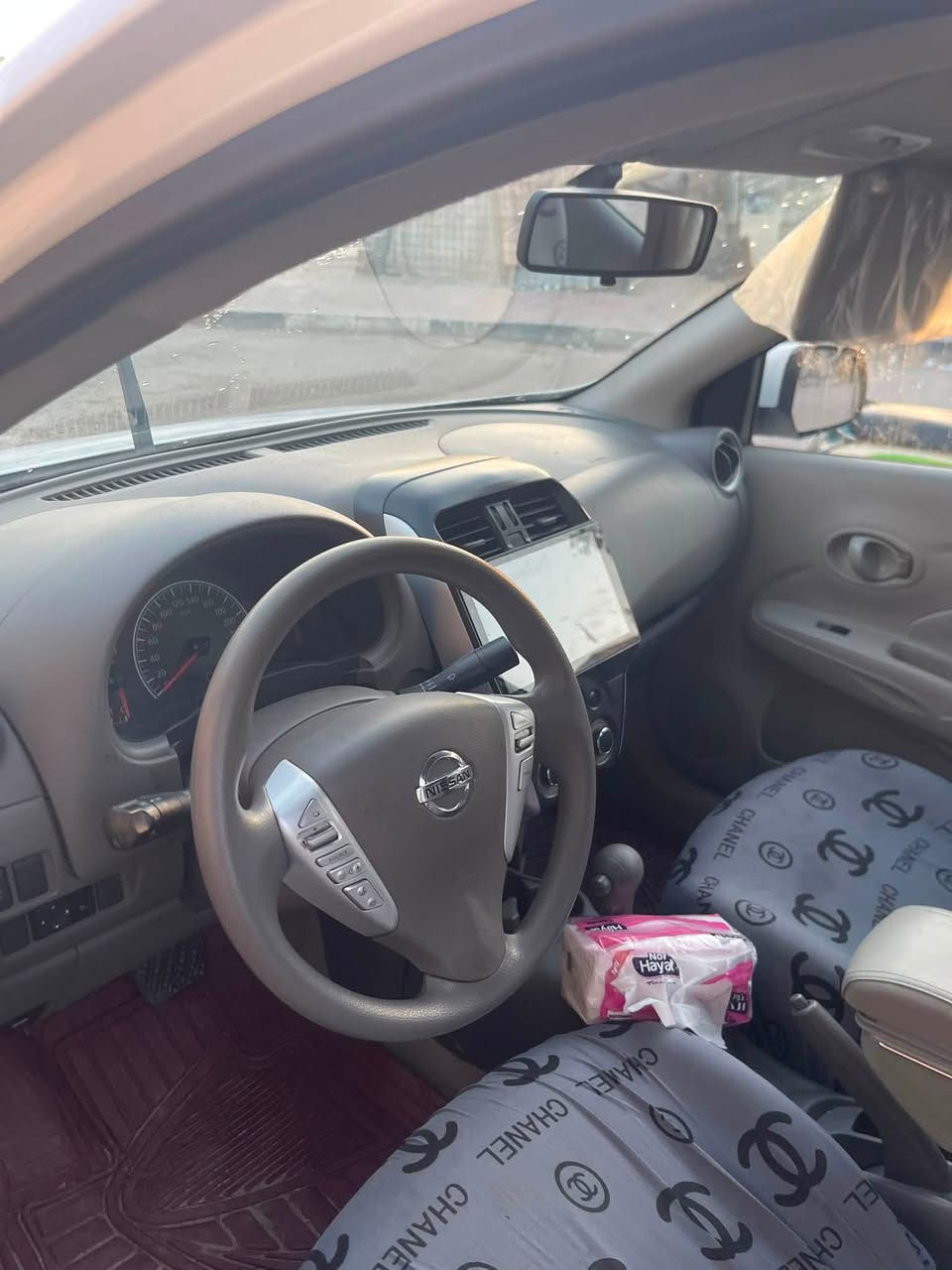 نيسان صني هندي ٢٠٢٤ للبيع رقم اربيل تحويل او وكاله عادي بيه دوسه كد شبر بس ما مبينه وباقي كفاله ماشيه ٦٠ الف  سعر ١١٢ وبيه مجال رقم ***********
