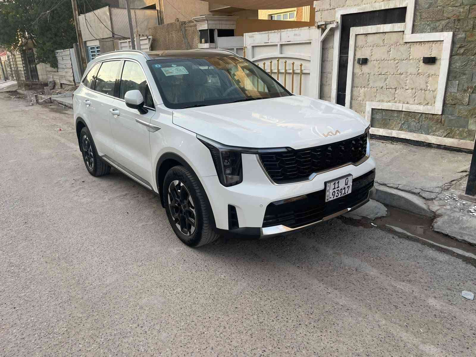 سورنتو خليجي • موديل ٢٥ • ٤٢ الف كم