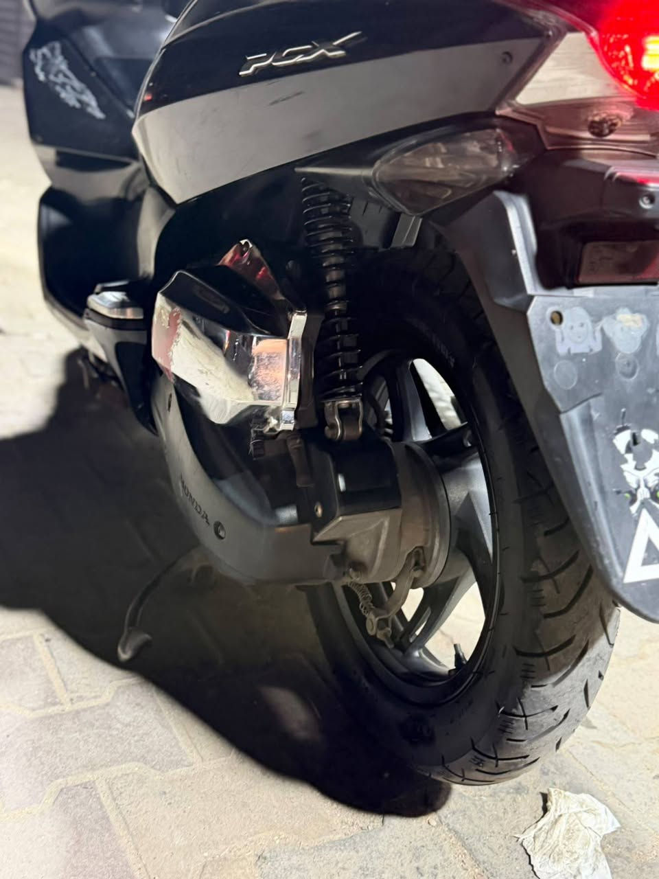سلام عليكم....
دراجة (PSX)...(جيل الاول)  
🛵للبيع  ماشيه 28 الف الفحقيقي ممتعوبه
دراجة شلعه معدل كهربائيات كلهه شغاله 
دراجة جديده  بلادية
أي نقص مابيهة دراجه مكفوله كفاله عامه بشرط علفحص اذا برغي مفتوح ترجع دراجة مال جناي 
جيب فيتر وتعال افحص مستعجل على بيعتهه السعر مليون و350
العنوان بغداد  الكرخ  الاستفسار الاتصال على الرقم 📞***********
