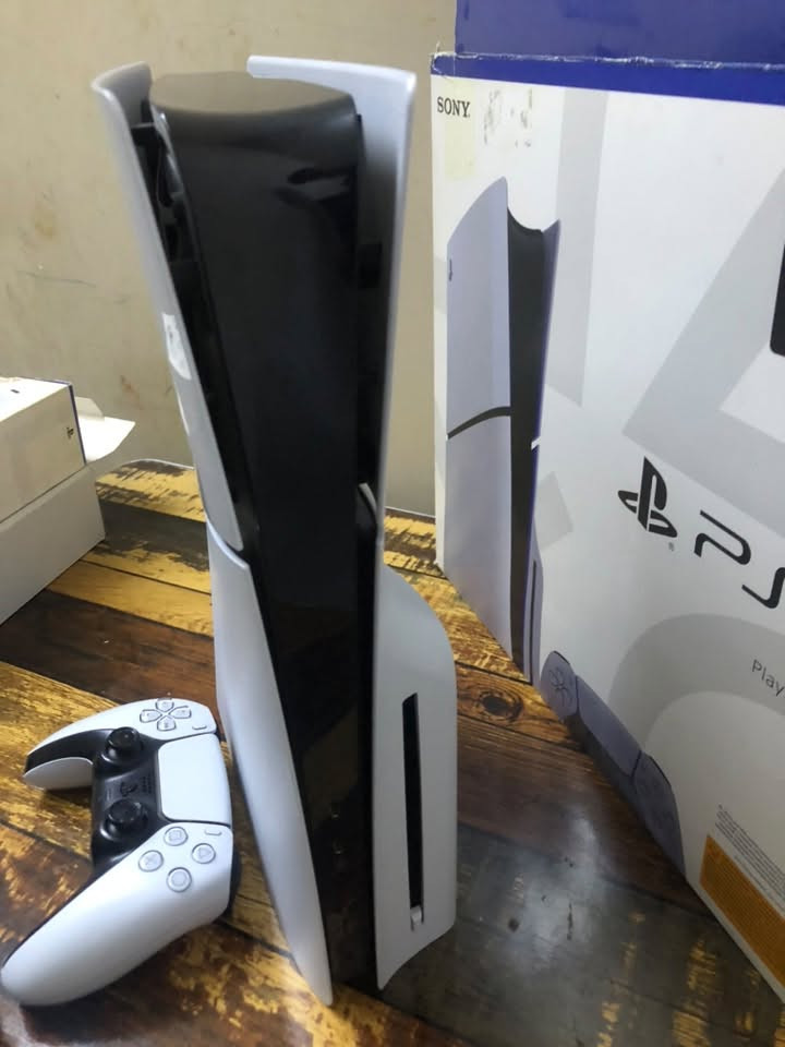 بسبب الظرف
نزلته لل825 

Ps5s
نظيف الجهاز كامل ملحقاته
ماخذه من تي موبايل
مكاني بغداد / ابو غريب
الرقم/***********
