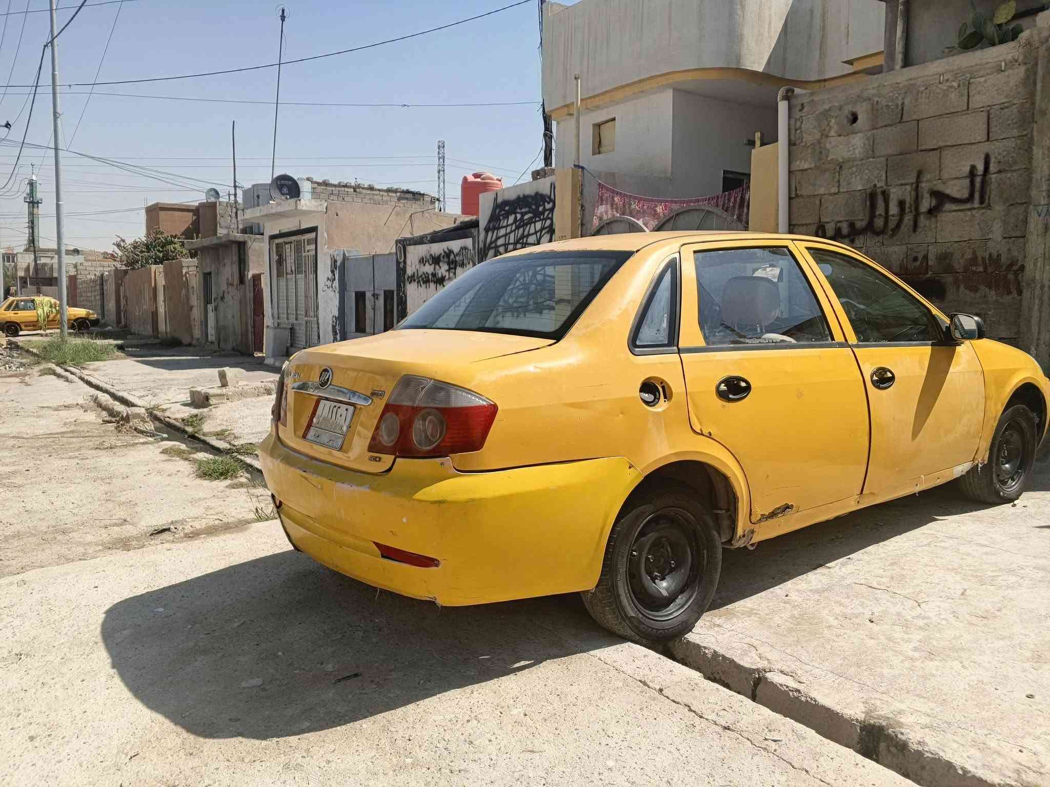 ليفان 520 تكسي

رقم ديالى 
شرعيها بالموصل مشروع وطني 
محرك وكير كورلا شرط
السعر 15 ورقة بيها مجال بسيط 
*********** التواصل
