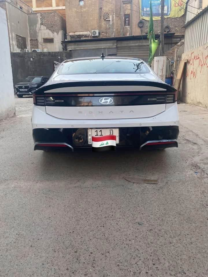 سوناتا 2024 sel
🔶 محرك 2500 تنفس طبيعي
🔶كير تعليگ 8نمر 
🔶شفتات سرعة - قيادة ذاتية -ماشية 32mile
🔶مانع انزلاق - اوتو هولد 
🔶حساسات امامي وخلفي -رادار امامي 
🔶رقم بغداد بأسمي تحويل ثاني يوم
🔶 ضرر بنيد وجاملغ صبغ وجاملغ لاخ بارد واكو كم طخة متبين الة بلشوف واكو رصعيتن صغار بلقمارة من امريكا ايرباك دركة وبردة وراجع سستم
🔶عليها كت كامل اسود يدات وسكوبات وقبغ بانزين ومري 
🔶كشنات كهرباء وتدفتئة وجلد لون فيروزي 
🔶محرك كير شاصي لغد مكفولة 
🔶بغداد الكرادة 
***********
عليها غرامات مليون ينزل من سعرها
وكل تفاصيل بلصور 
سعرها 168$ بيها مجال بسيط مستعجل على بيع بغداد, العراق
