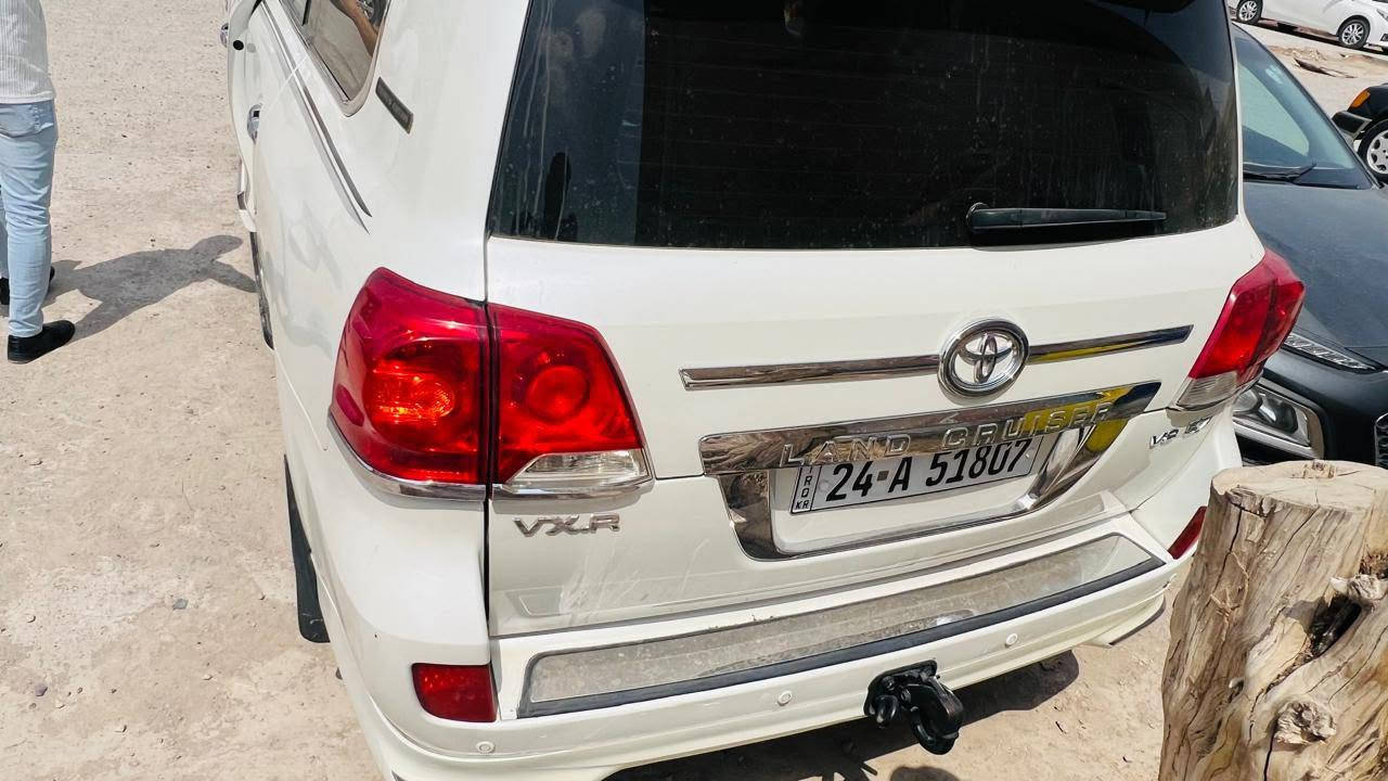 VXR 2014
الممشه 160 كيلو 

رقم دهوك مكان السيارة ديالى 

385 وبيها مجال
***********
