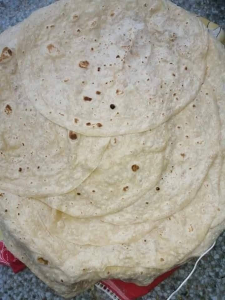 السلام عليكم
خبز صاج عراقي بأجود أنواع الطحين، للافراح والمناسبات، وعدنه توصيل لكافة أحياء مدينة الموصل، والأسعار كل 100 قطعه ب 25 الف إللي يحب يحجز يتواصل وياي عالخط وتدللون، مكاني حي الانتصار قرب مدرسة المكارم الثانية
***********
***********
